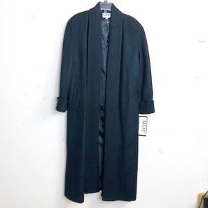 Mario De Pinto black wool coat